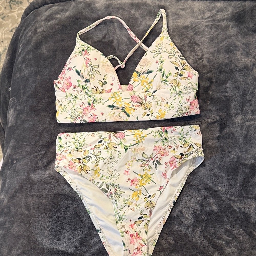 2 piece bathing suit